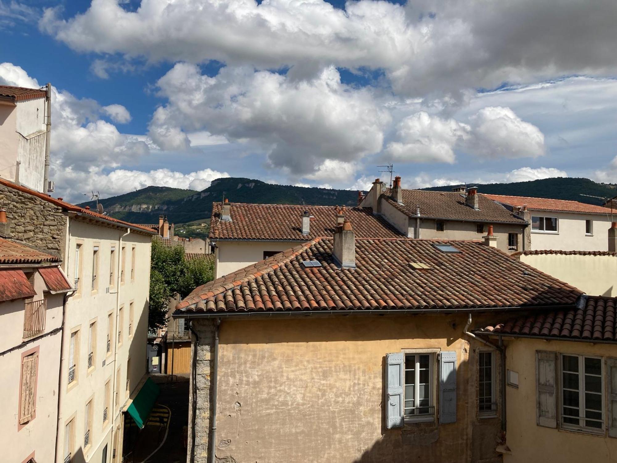 Apartmán Duplex De La Republique Millau Exteriér fotografie